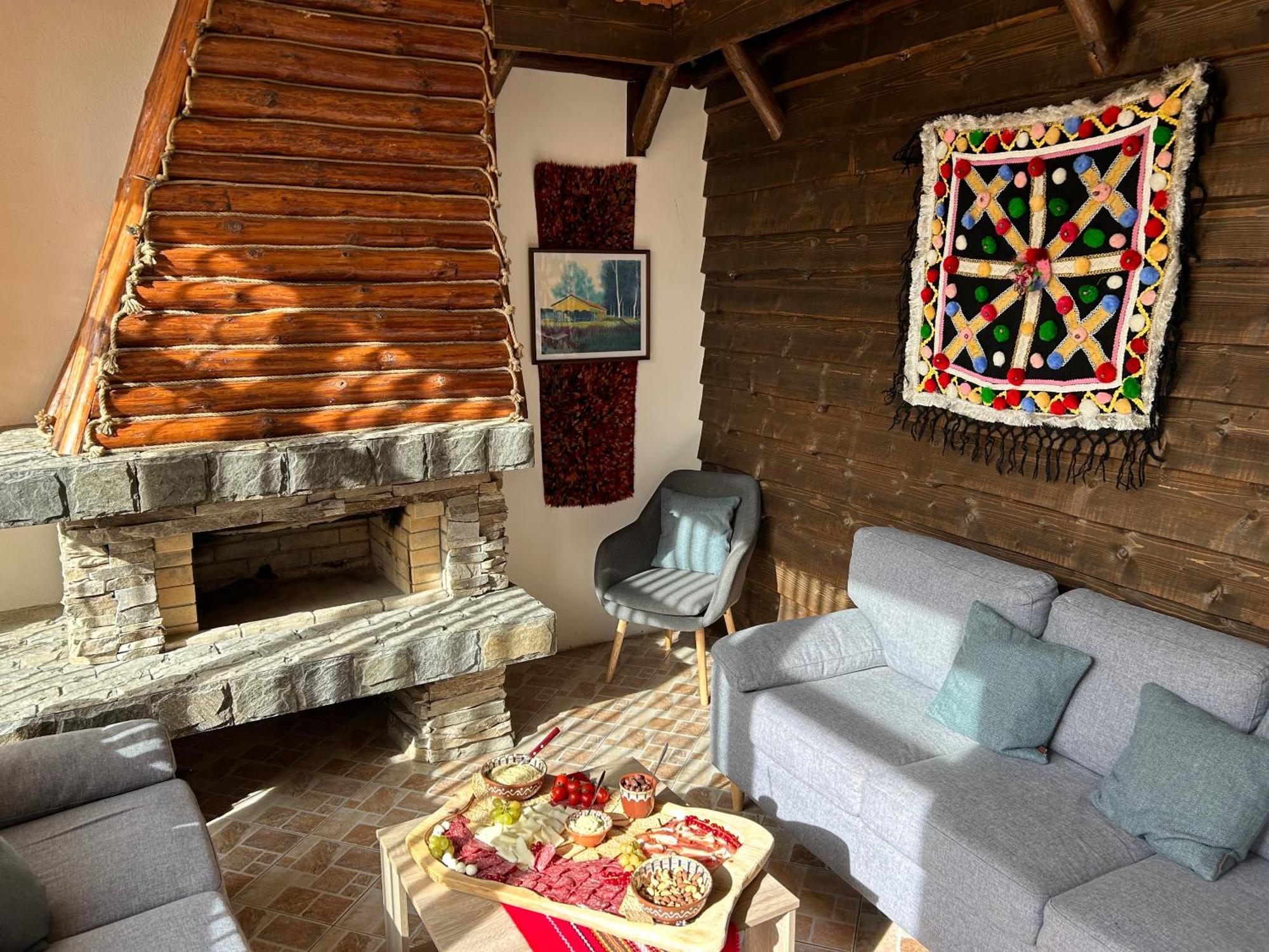 Guest House Legeto Samokov Esterno foto